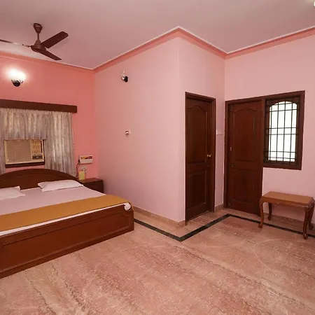 Lloyds Serviced Apartments,Krishna Street,T Nagar zdjęcie