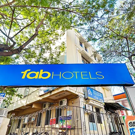 Фото Fabhotel Colors Service Apartment - Nr Mylapore Ченнаи